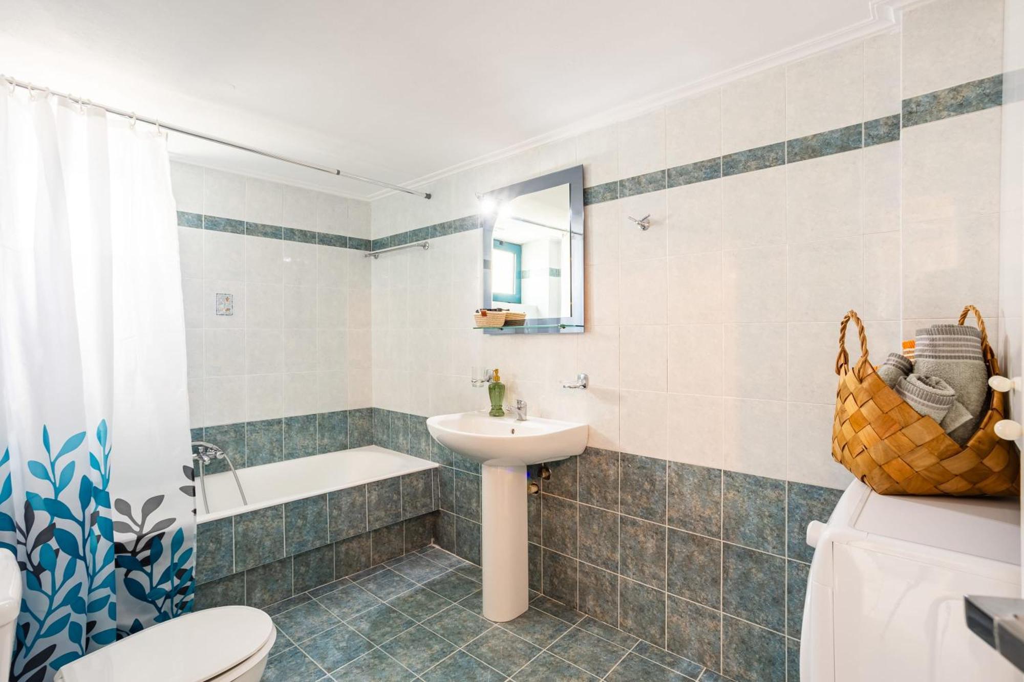 Jason City Escape - Cozy Urban Gem Kalamata Extérieur photo